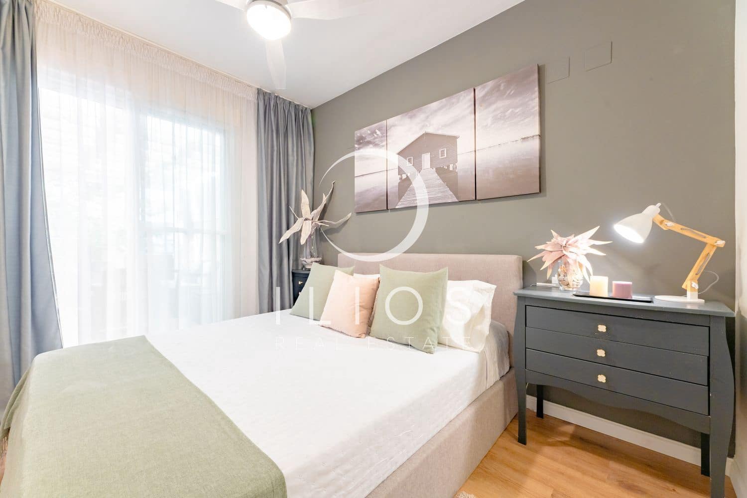 Apartamento de 3 habitaciones en Chiva en venta con piscina - 285.000 € (Ref: 9858064)