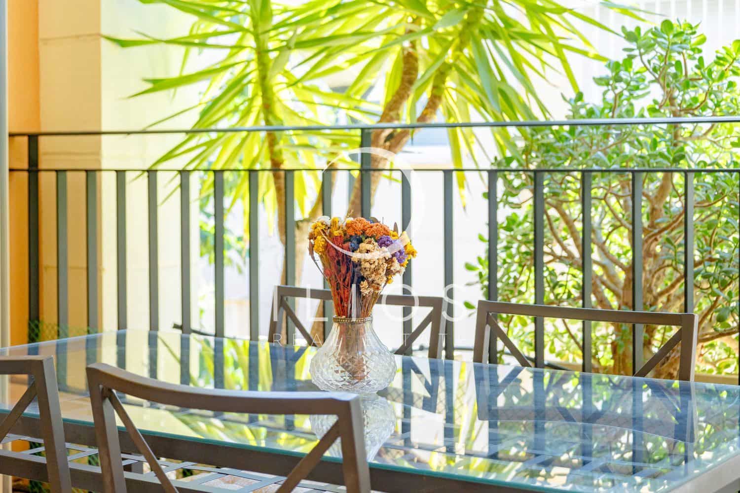 Apartamento de 3 habitaciones en Chiva en venta con piscina - 285.000 € (Ref: 9858064)