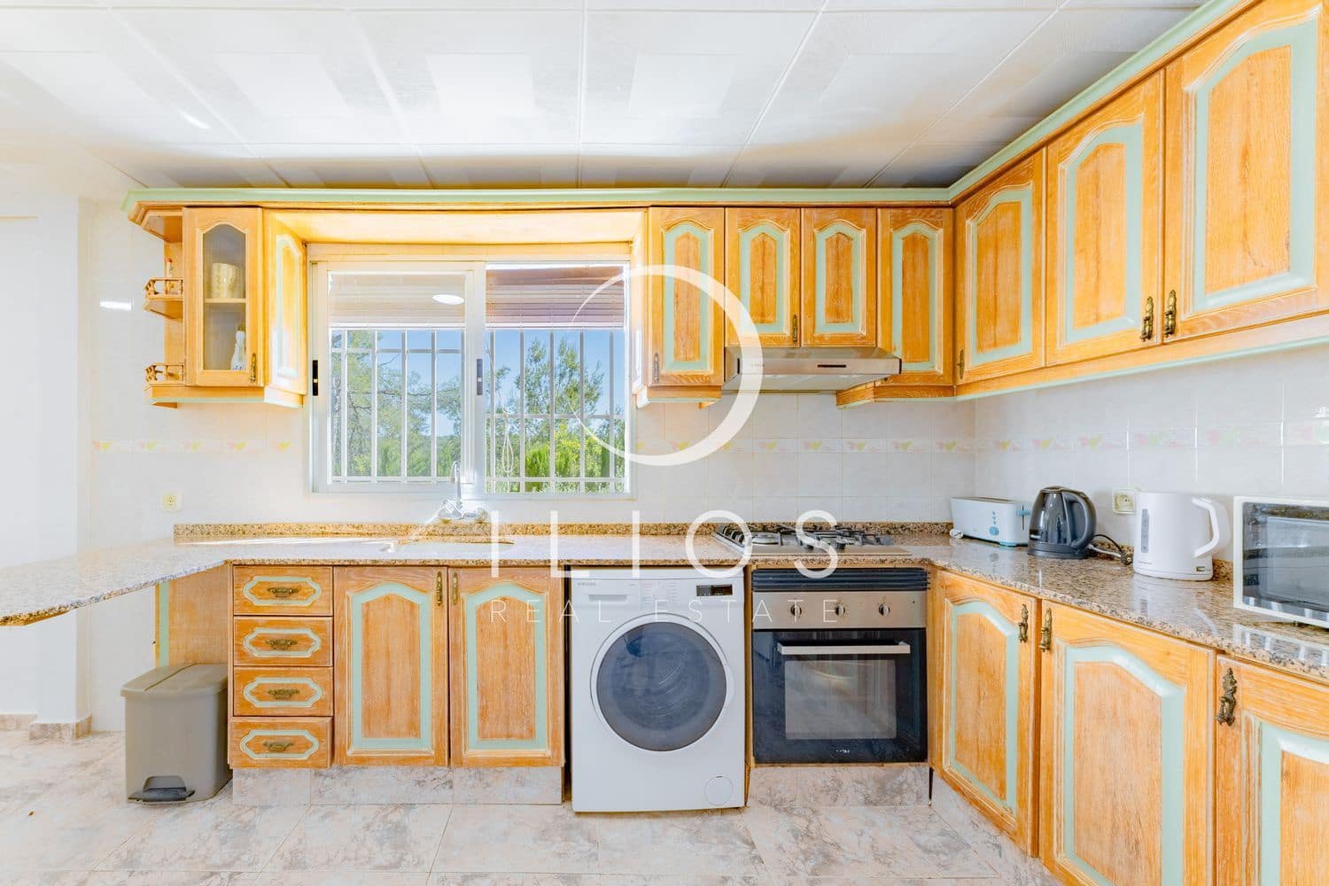 4 bedroom Villa for sale in Vilamarxant / Villamarchante with pool - € 269,000 (Ref: 9869949)