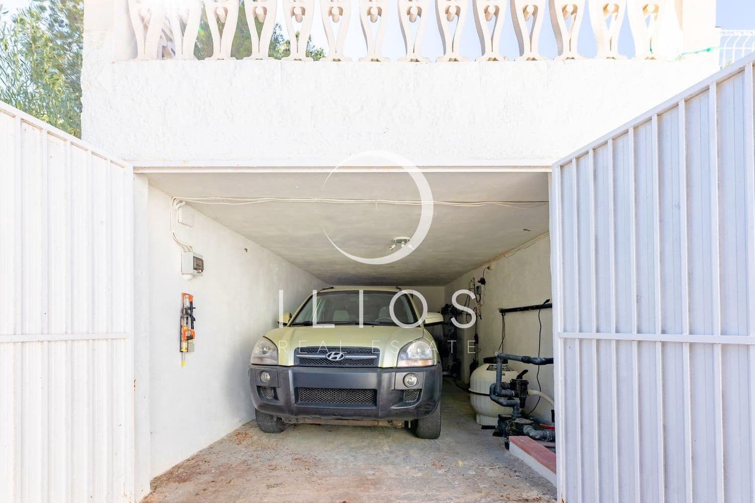4 bedroom Villa for sale in Vilamarxant / Villamarchante with pool - € 269,000 (Ref: 9869949)