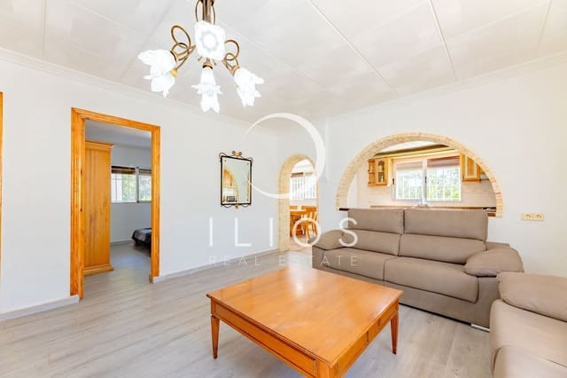 4 soveværelse Villa til salg i Vilamarxant / Villamarchante med swimmingpool garage - € 269.000 (Ref: 9869949)