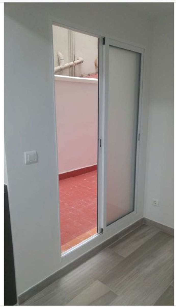 2 bedroom Apartment for rent in Valencia city - € 1,500 (Ref: 9869950)