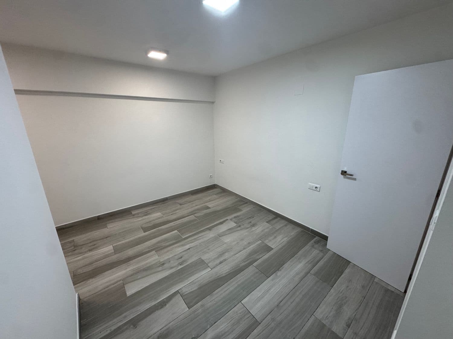 2 soverom Leilighet til leie i Valencia by - € 1 500 (Ref: 9869950)