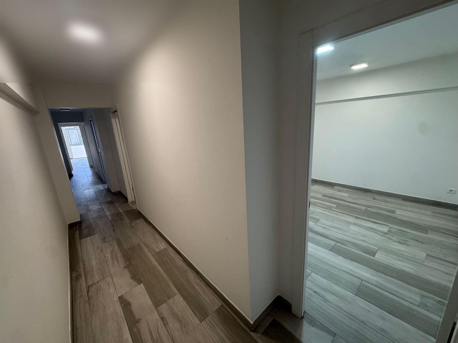 2 soverom Leilighet til leie i Valencia by - € 1 500 (Ref: 9869950)