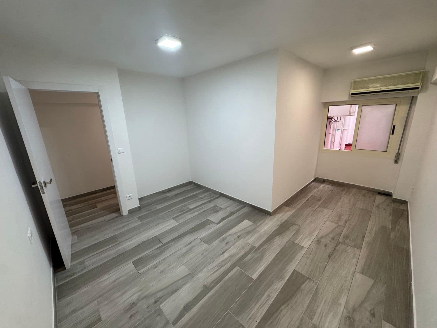 2 soverom Leilighet til leie i Valencia by - € 1 500 (Ref: 9869950)