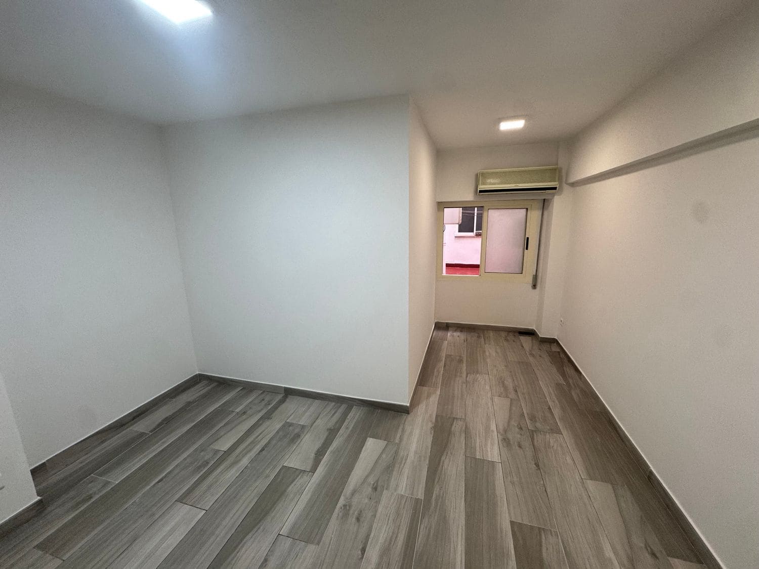 2 soverom Leilighet til leie i Valencia by - € 1 500 (Ref: 9869950)