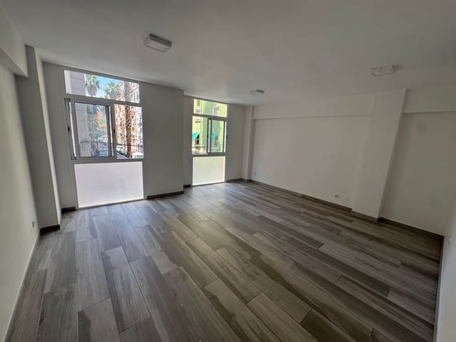 2 bedroom Apartment for rent in Sant Francesc, Valencia city - € 1,500 (Ref: 9869950)