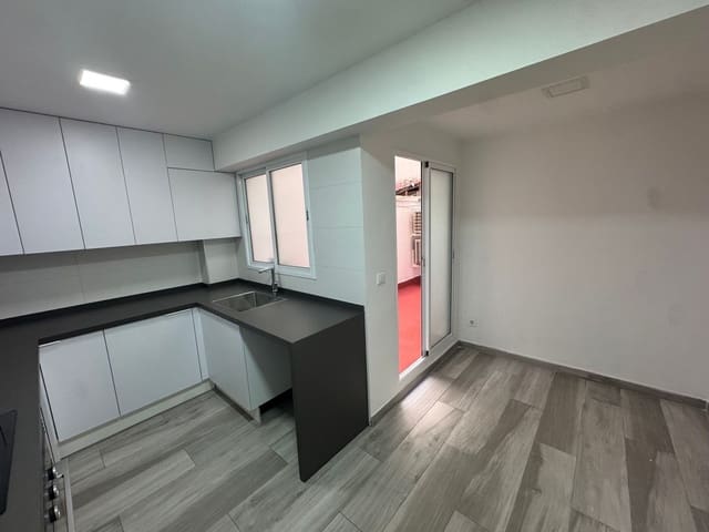 2 bedroom Apartment for rent in Sant Francesc, Valencia city - € 1,500 (Ref: 9869950)