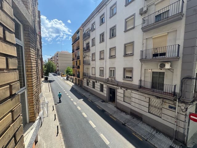 2 bedroom Apartment for rent in Sant Francesc, Valencia city - € 1,500 (Ref: 9869950)