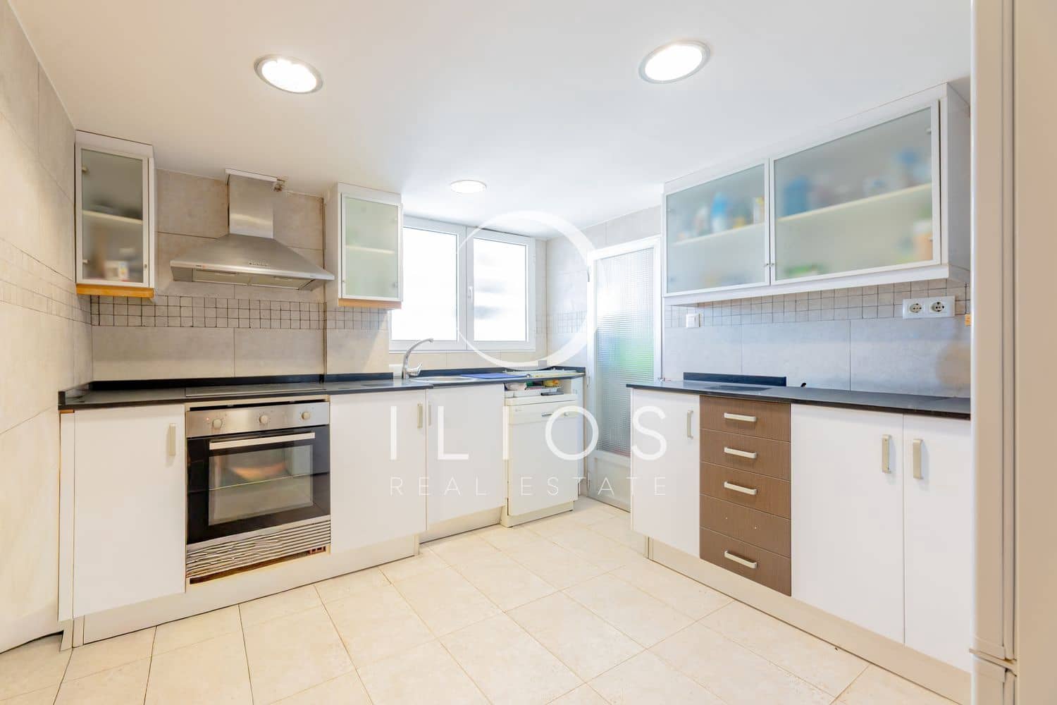 3 soverom Leilighet til salgs i Valencia by med svømmebasseng - € 550 000 (Ref: 9878228)