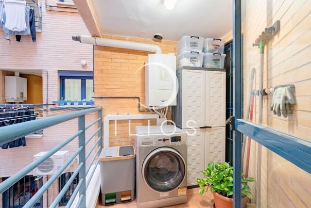 3 makuuhuone Huoneisto myytävänä paikassa Tormos, Valencia kaupunki - 359 000 € (Ref: 9888740)