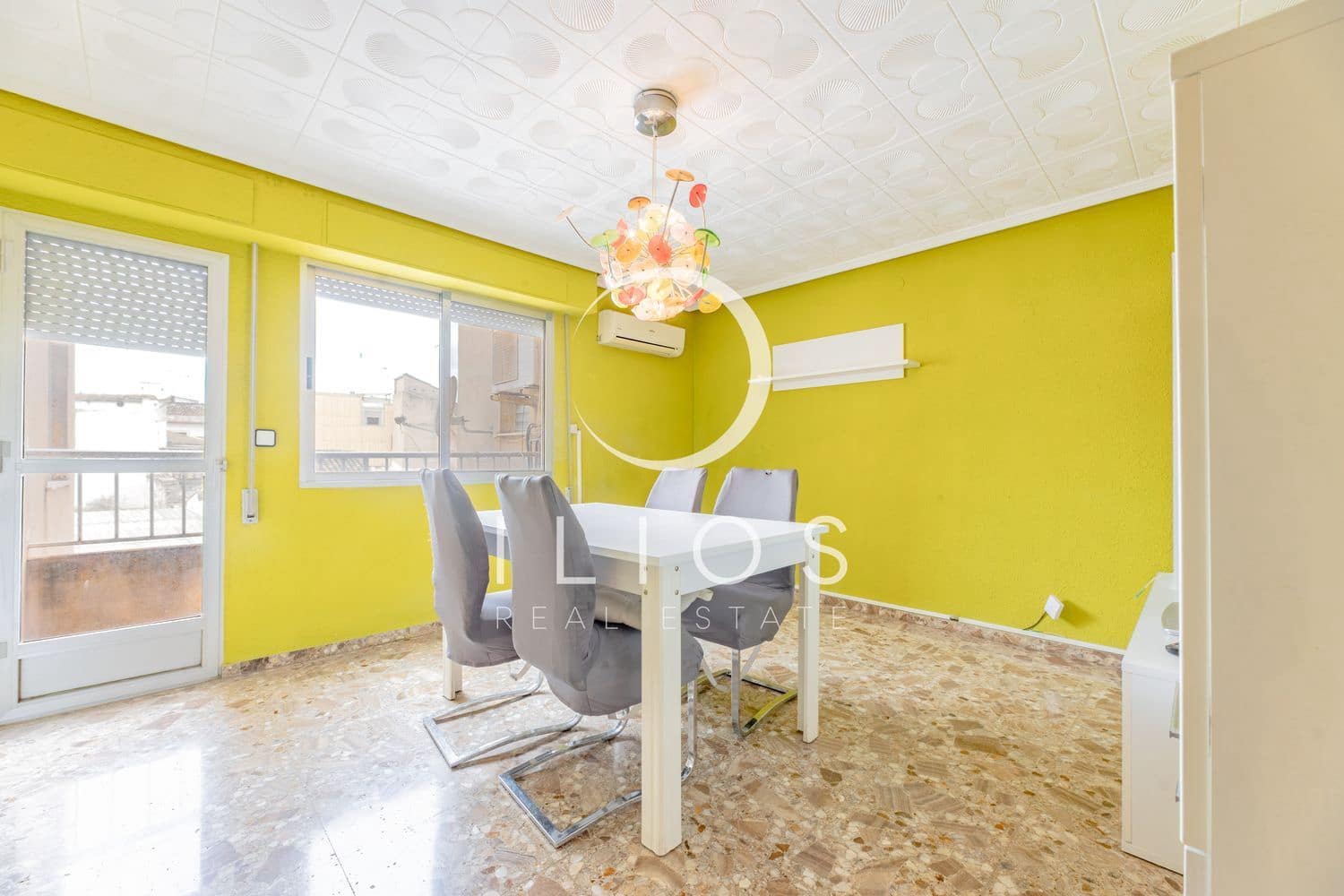 4 Zimmer Apartment zu verkaufen in Manises - 210.000 € (Ref: 9910410)