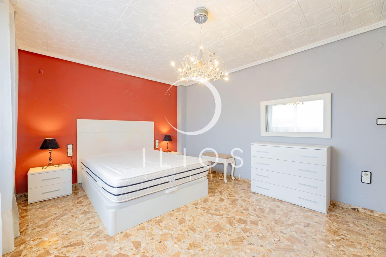 4 Zimmer Apartment zu verkaufen in Manises - 210.000 € (Ref: 9910410)