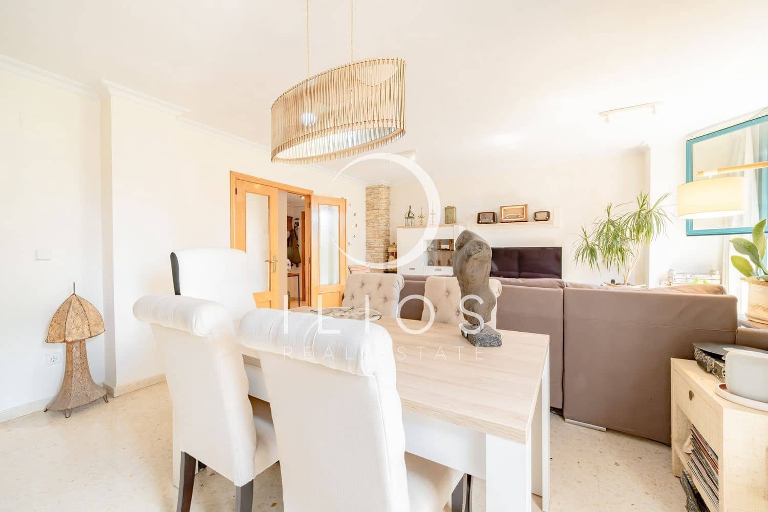 3 sovrum Lägenhet till salu i Valencia stad - 359 000 € (Ref: 9910411)