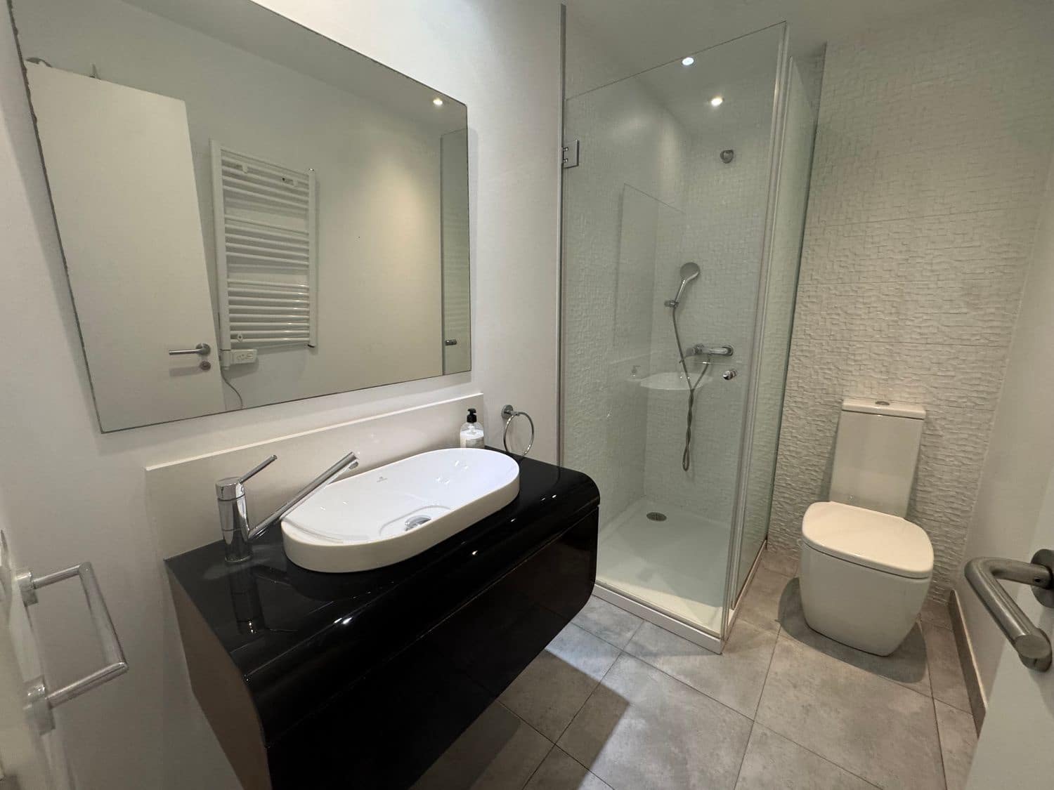 3 bedroom Apartment for rent in Valencia city - € 1,600 (Ref: 9939599)