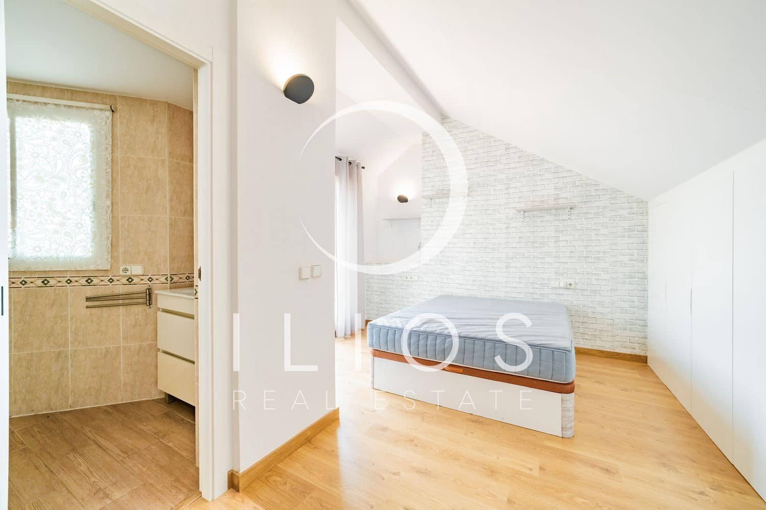 3 Zimmer Penthouse zu verkaufen in Valencia Stadt mit Garage - 625.000 € (Ref: 9990385)