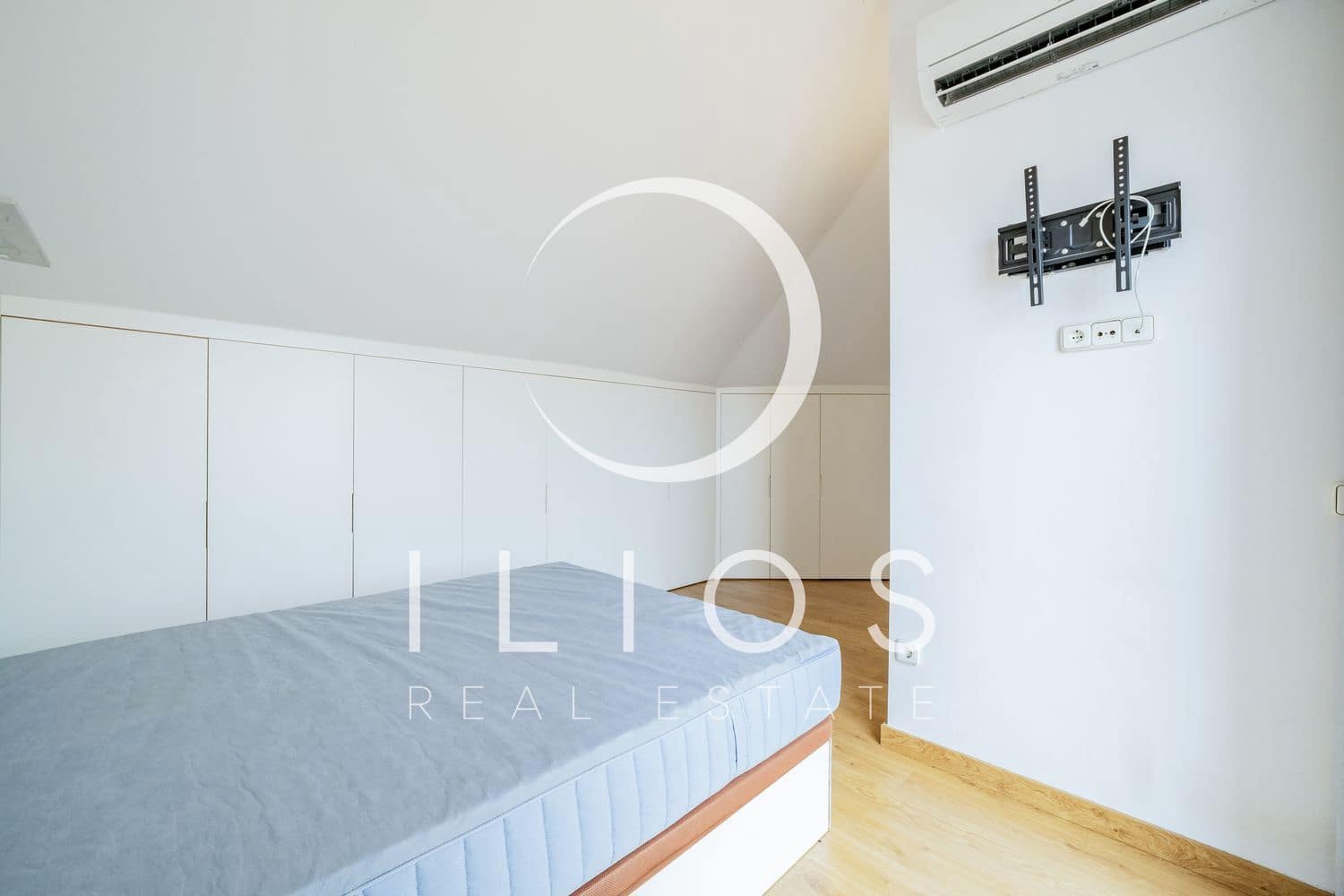 3 Zimmer Penthouse zu verkaufen in Valencia Stadt mit Garage - 625.000 € (Ref: 9990385)