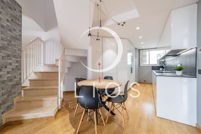 3 soveværelse Penthouse til salg i Sant Francesc, Valencia by med garage - € 625.000 (Ref: 9990385)