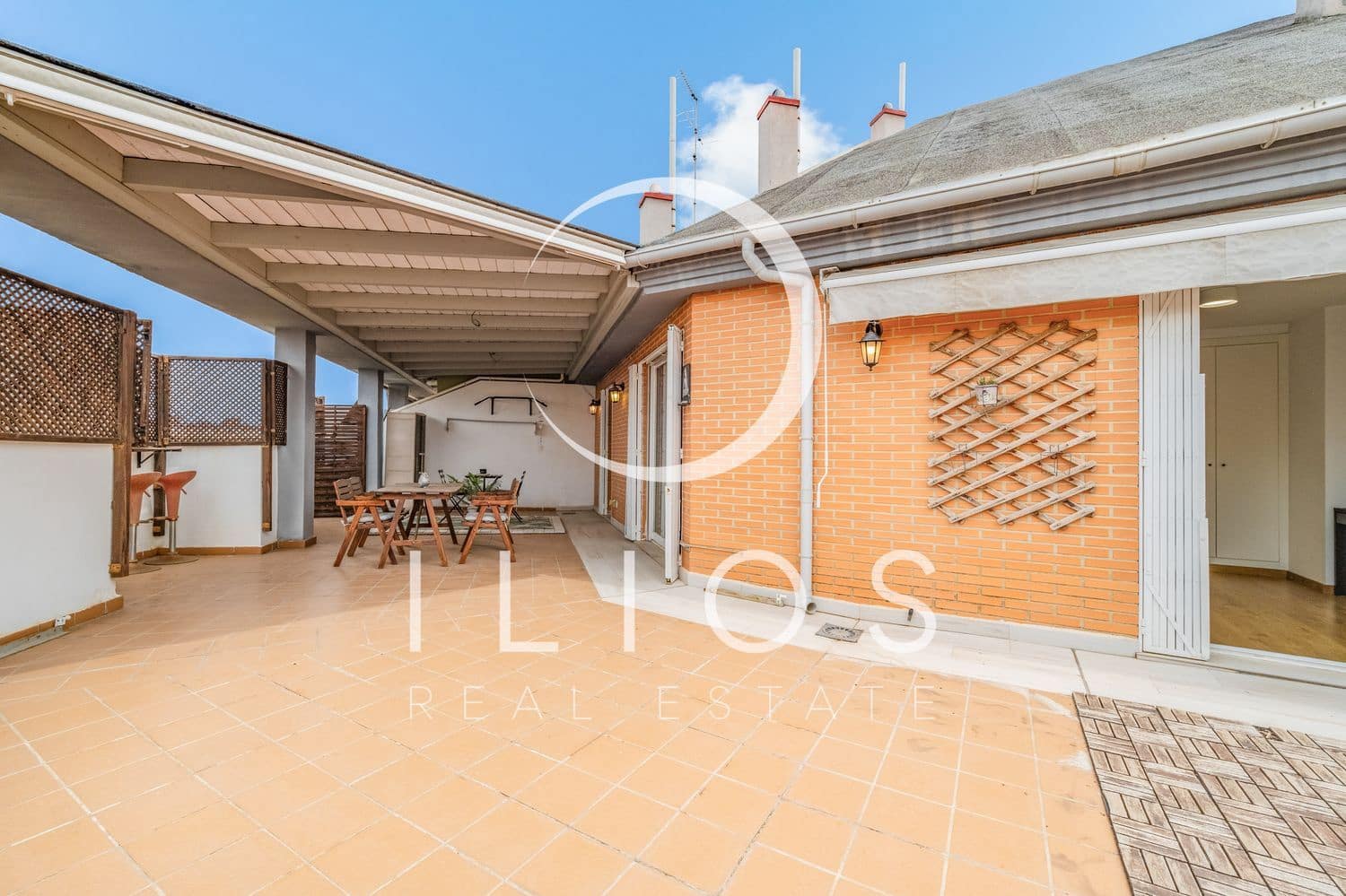 3 Zimmer Penthouse zu verkaufen in Valencia Stadt mit Garage - 625.000 € (Ref: 9990385)