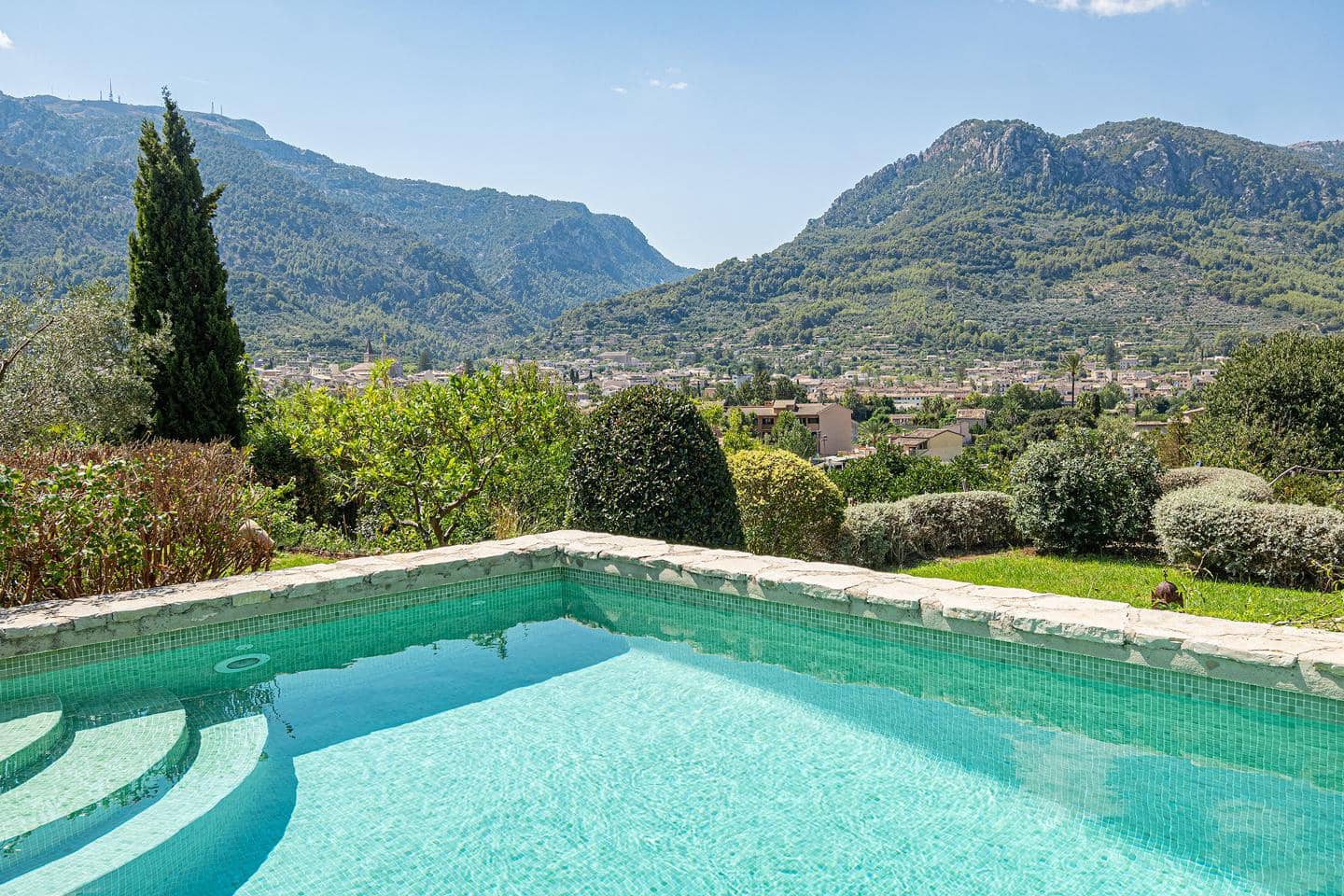 3 bedroom Villa for sale in Soller with pool garage - € 2,655,000 (Ref: 10051879)