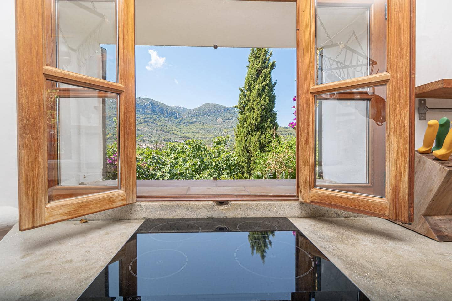 3 bedroom Villa for sale in Soller with pool garage - € 2,655,000 (Ref: 10051879)