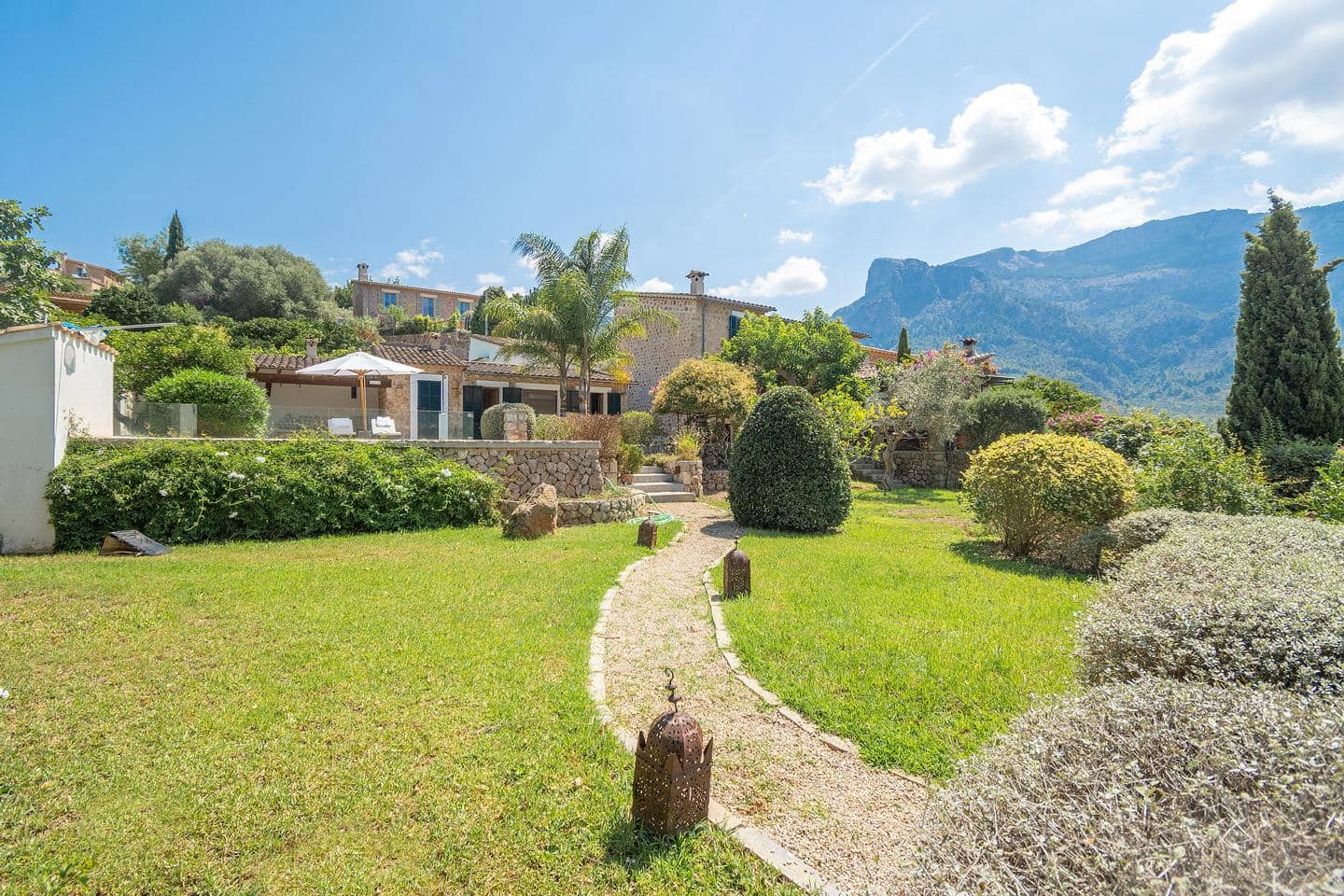 3 bedroom Villa for sale in Soller with pool garage - € 2,655,000 (Ref: 10051879)