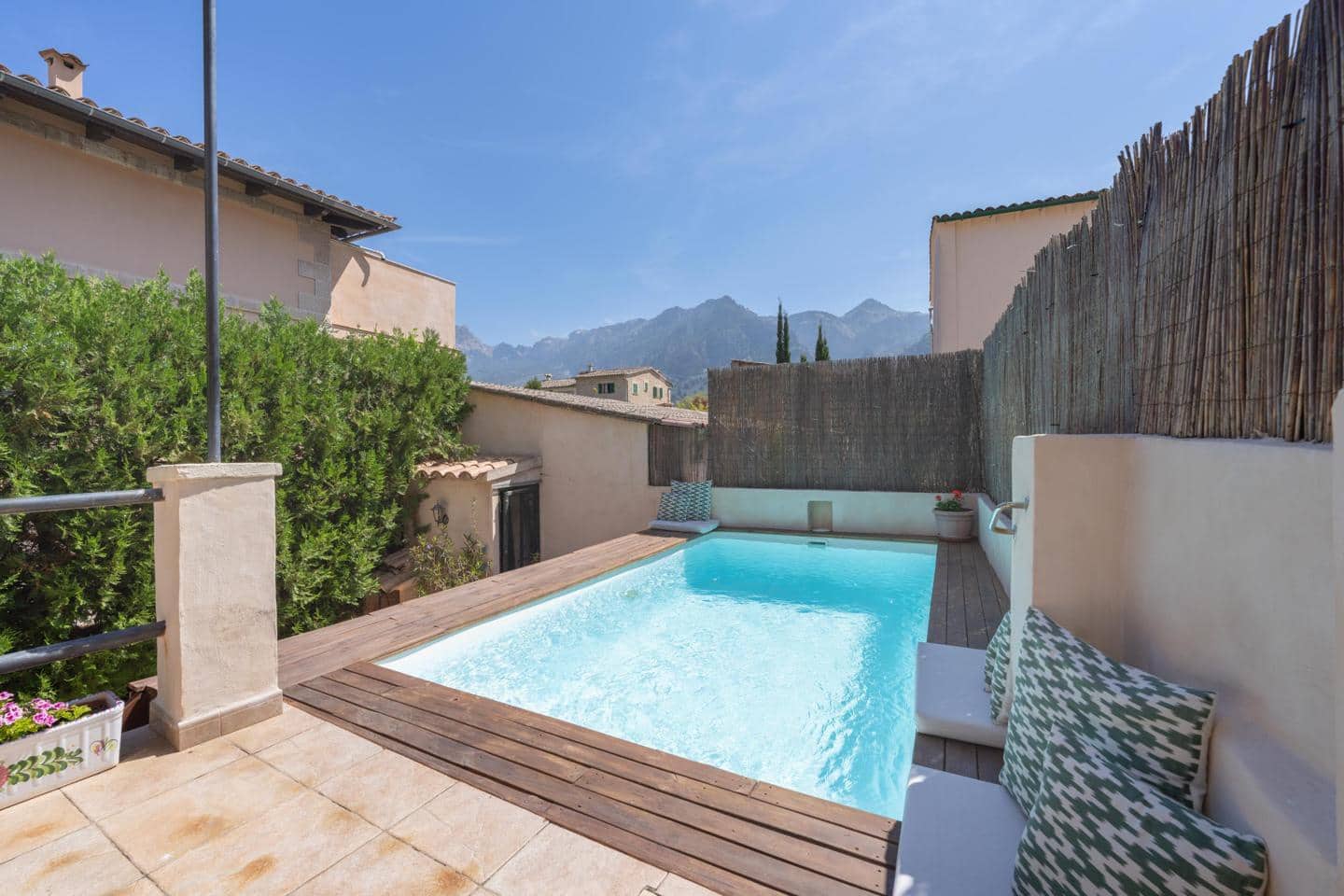 4 bedroom Villa for sale in Soller with pool - € 750,000 (Ref: 9415206)