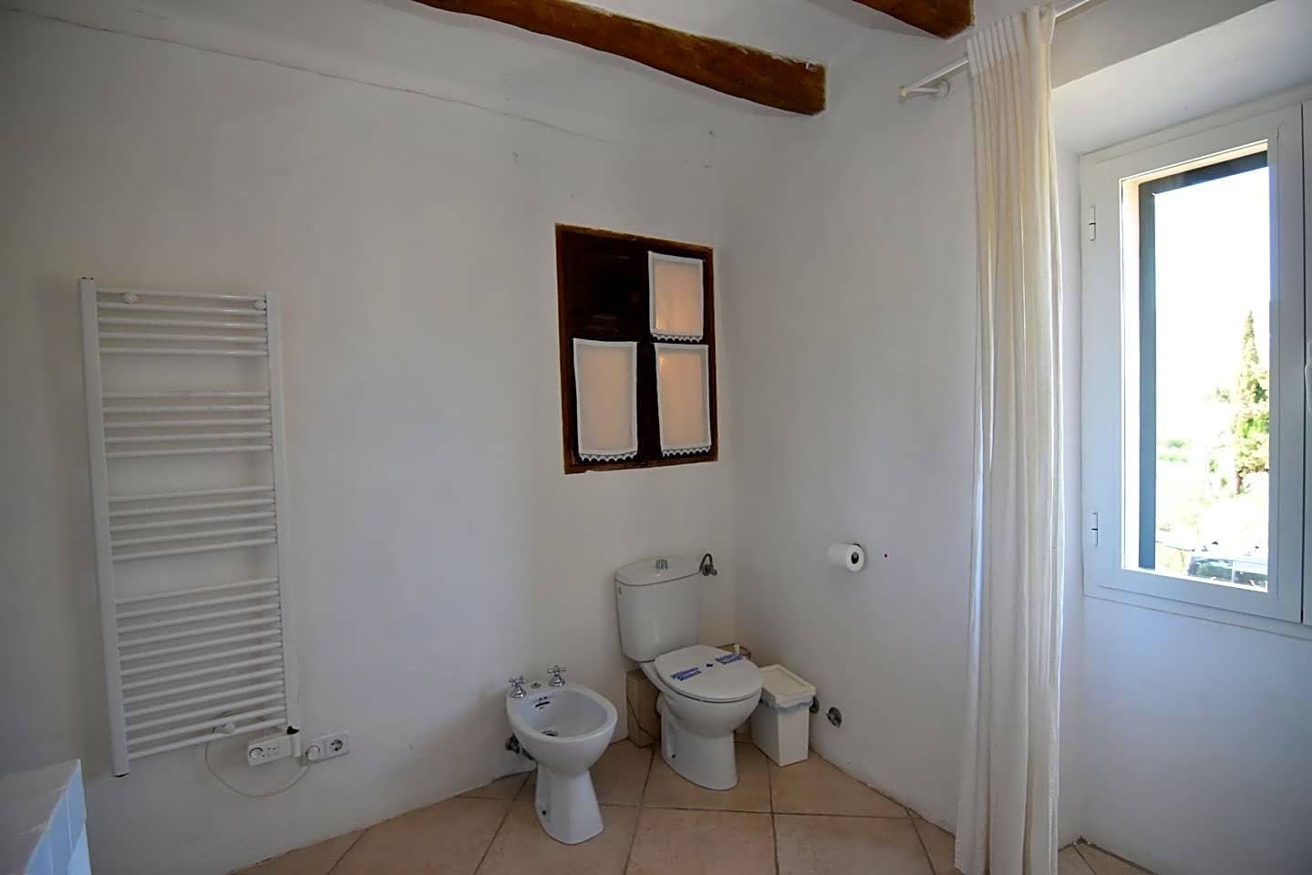   4 soveværelse   ferieFinca/Landehus i Soller   med   swimmingpool  garage  - € 450 (Ref: 9415210)