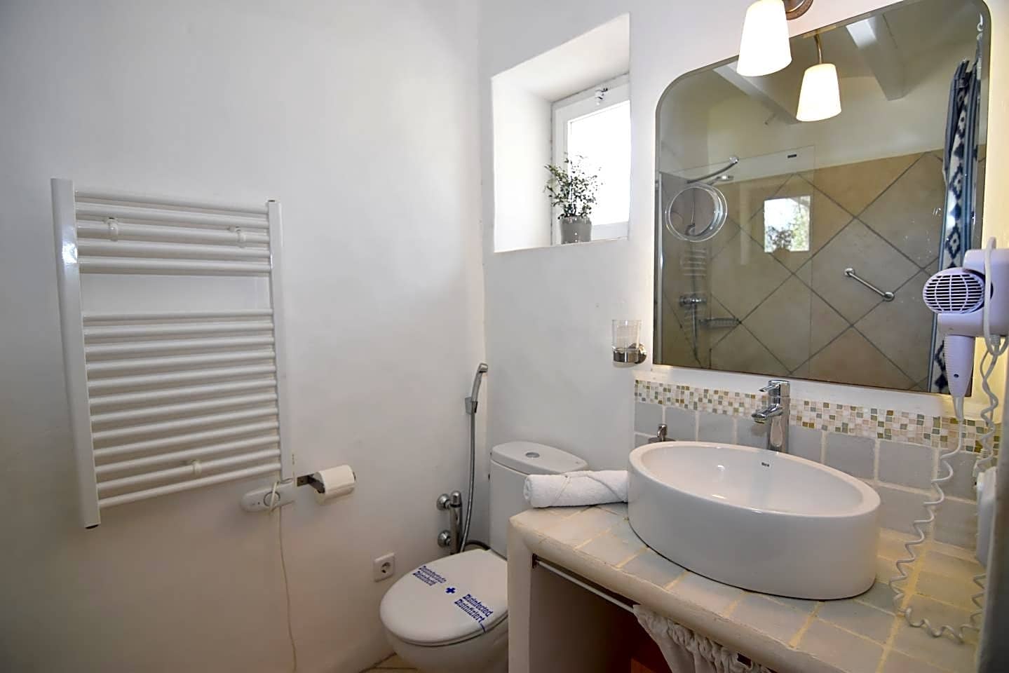   4 soveværelse   ferieFinca/Landehus i Soller   med   swimmingpool  garage  - € 450 (Ref: 9415210)