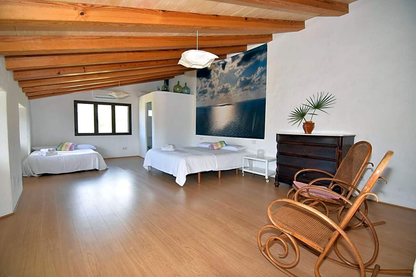   4 soveværelse   ferieFinca/Landehus i Soller   med   swimmingpool  garage  - € 450 (Ref: 9415210)