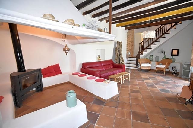 4 slaapkamer Finca/Landhuis voor vakantieverhuur in Sóller met zwembad garage - € 450 (Ref: 9415210)