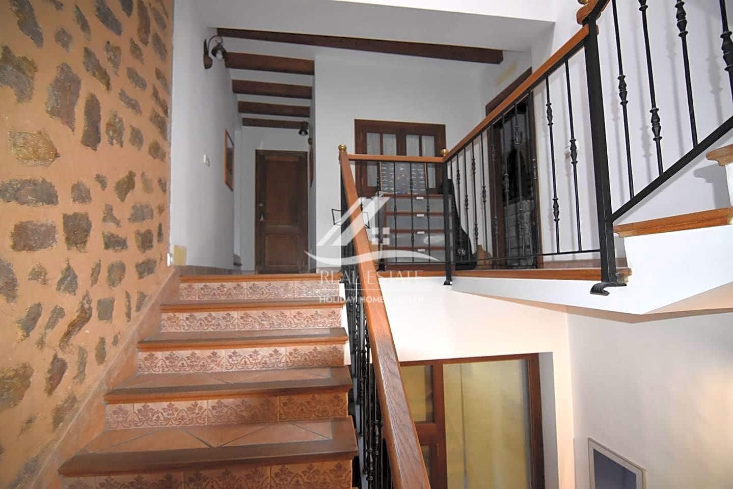 5 soverom Villa til salgs i Soller med svømmebasseng garasje - € 2 200 000 (Ref: 9415211)