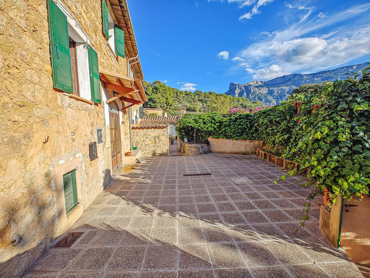 2 slaapkamer Villa te koop in Soller - € 1.050.000 (Ref: 9417446)