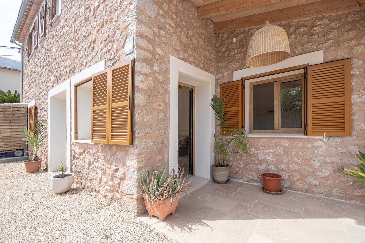 2 bedroom Villa for sale in Soller with garage - € 670,000 (Ref: 9417453)