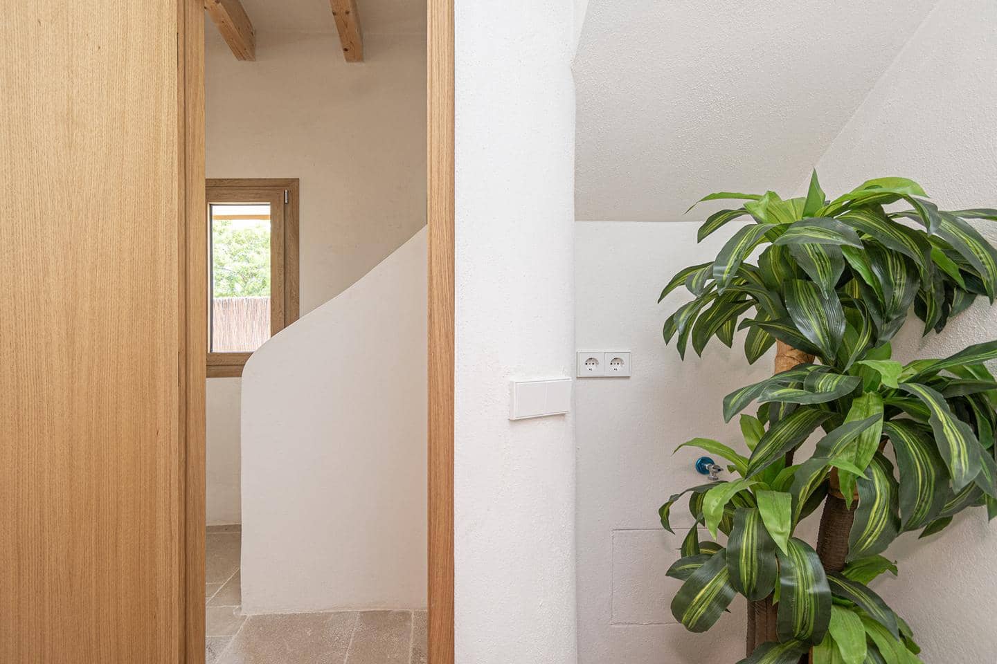 2 bedroom Villa for sale in Soller with garage - € 670,000 (Ref: 9417453)