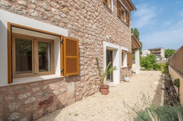 2 bedroom Villa for sale in Sóller with garage - € 670,000 (Ref: 9417453)