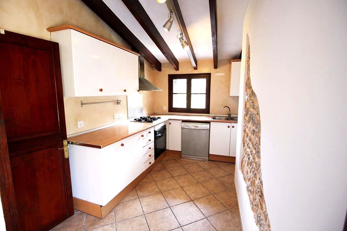 3 bedroom Flat for rent in Soller - € 1,500 (Ref: 9436259)