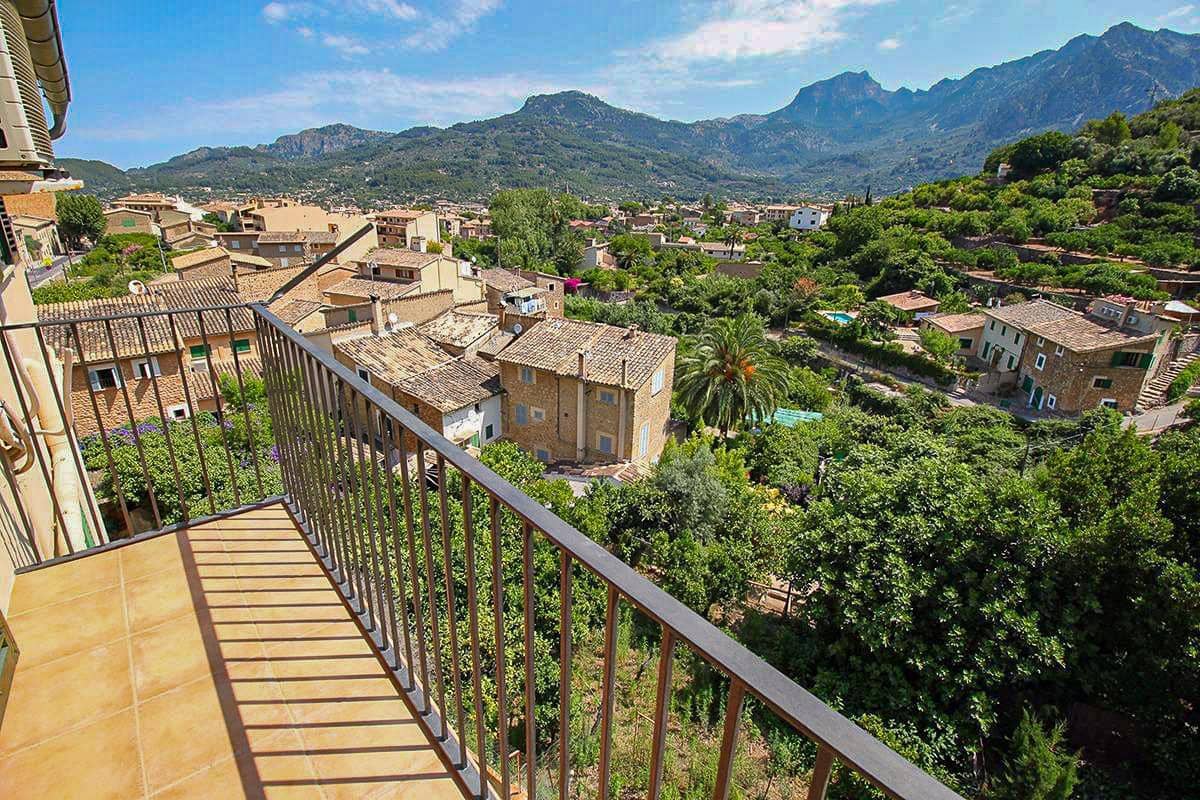 3 bedroom Flat for rent in Soller - € 1,500 (Ref: 9436259)
