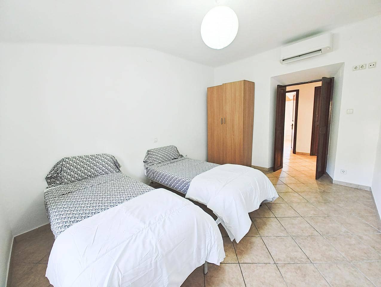 3 quarto Apartamento para arrendar em Soller - 1 500 € (Ref: 9436259)