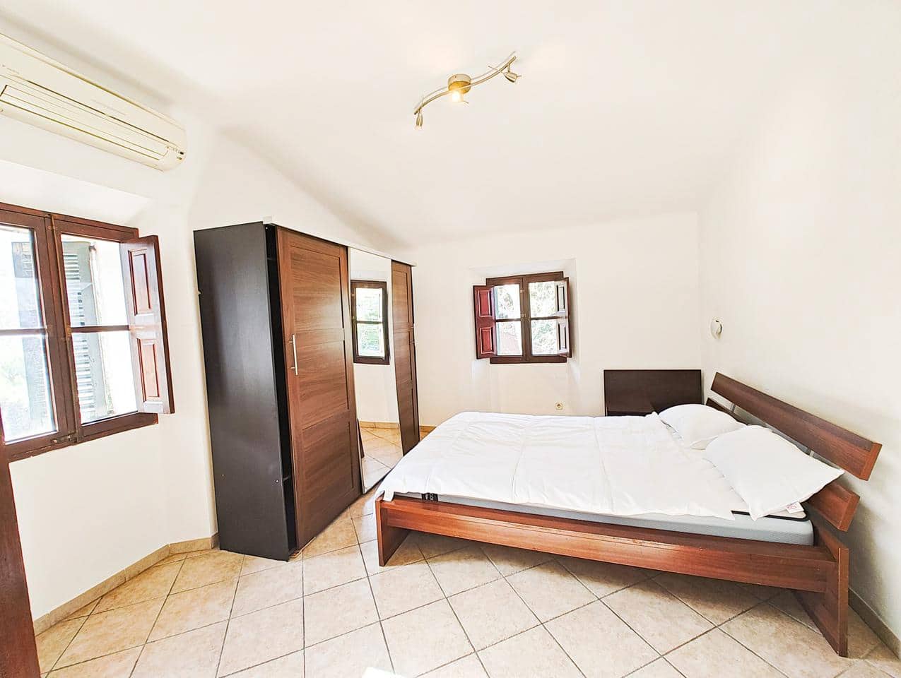 3 quarto Apartamento para arrendar em Soller - 1 500 € (Ref: 9436259)