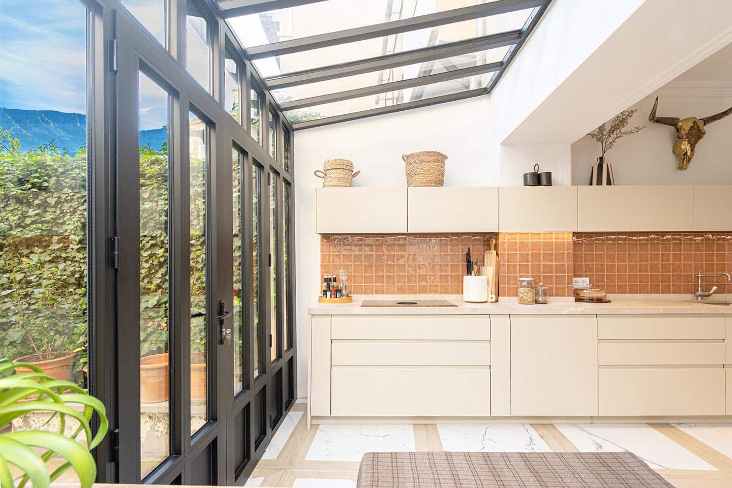 4 bedroom Villa for sale in Soller with pool - € 1,825,000 (Ref: 9525281)