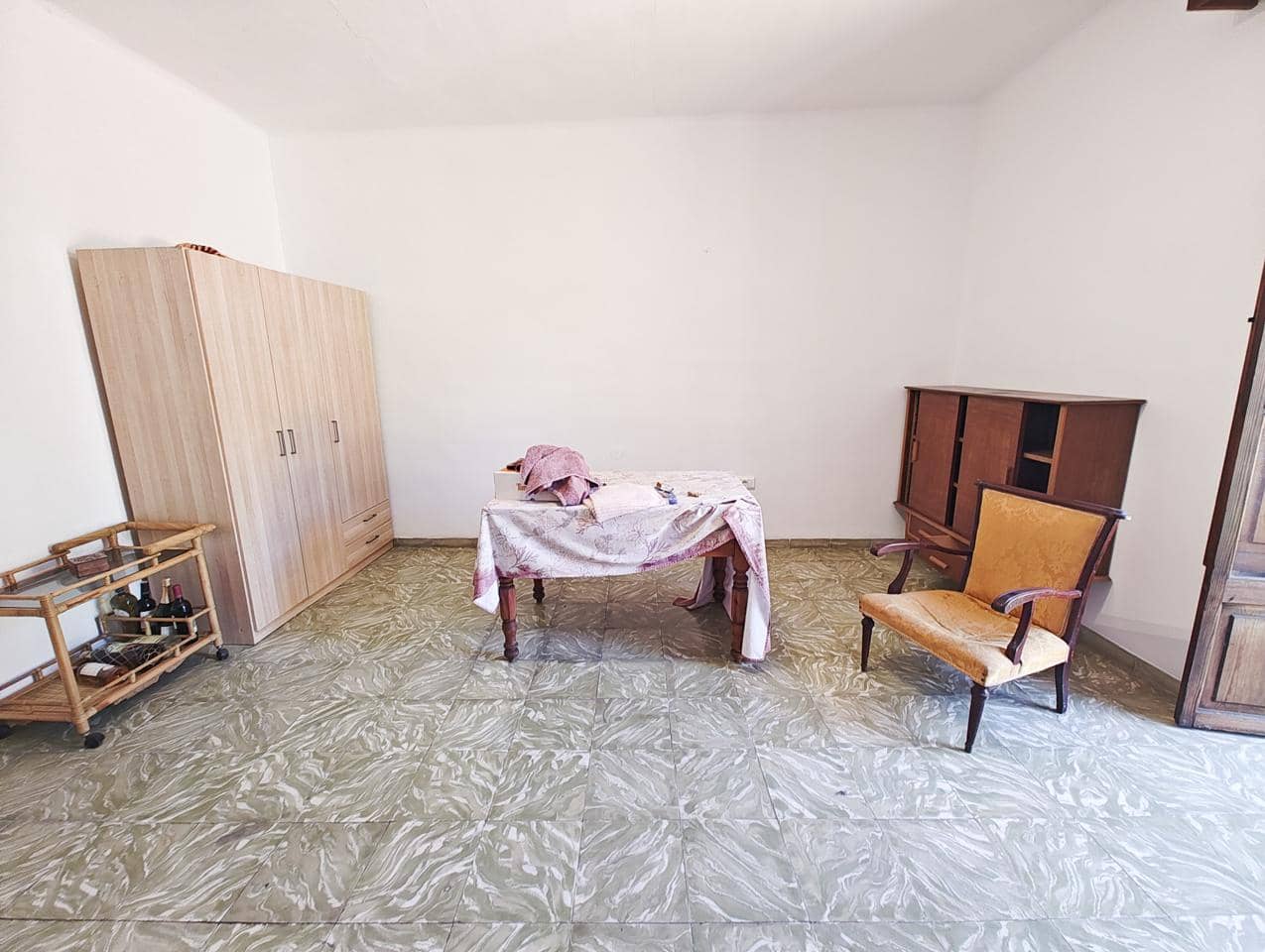 5 makuuhuone Huvila myytävänä paikassa Soller mukana 
autotalli - 650 000 € (Ref: 9679138)