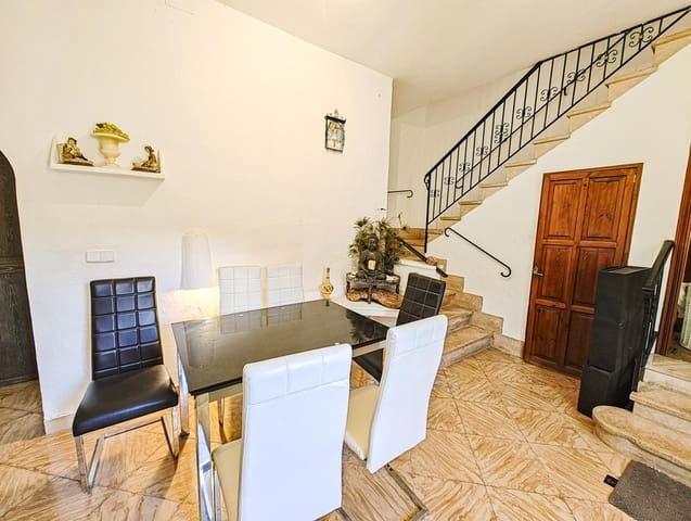 5 makuuhuone Huvila myytävänä paikassa Sóller mukana 
autotalli - 650 000 € (Ref: 9679138)