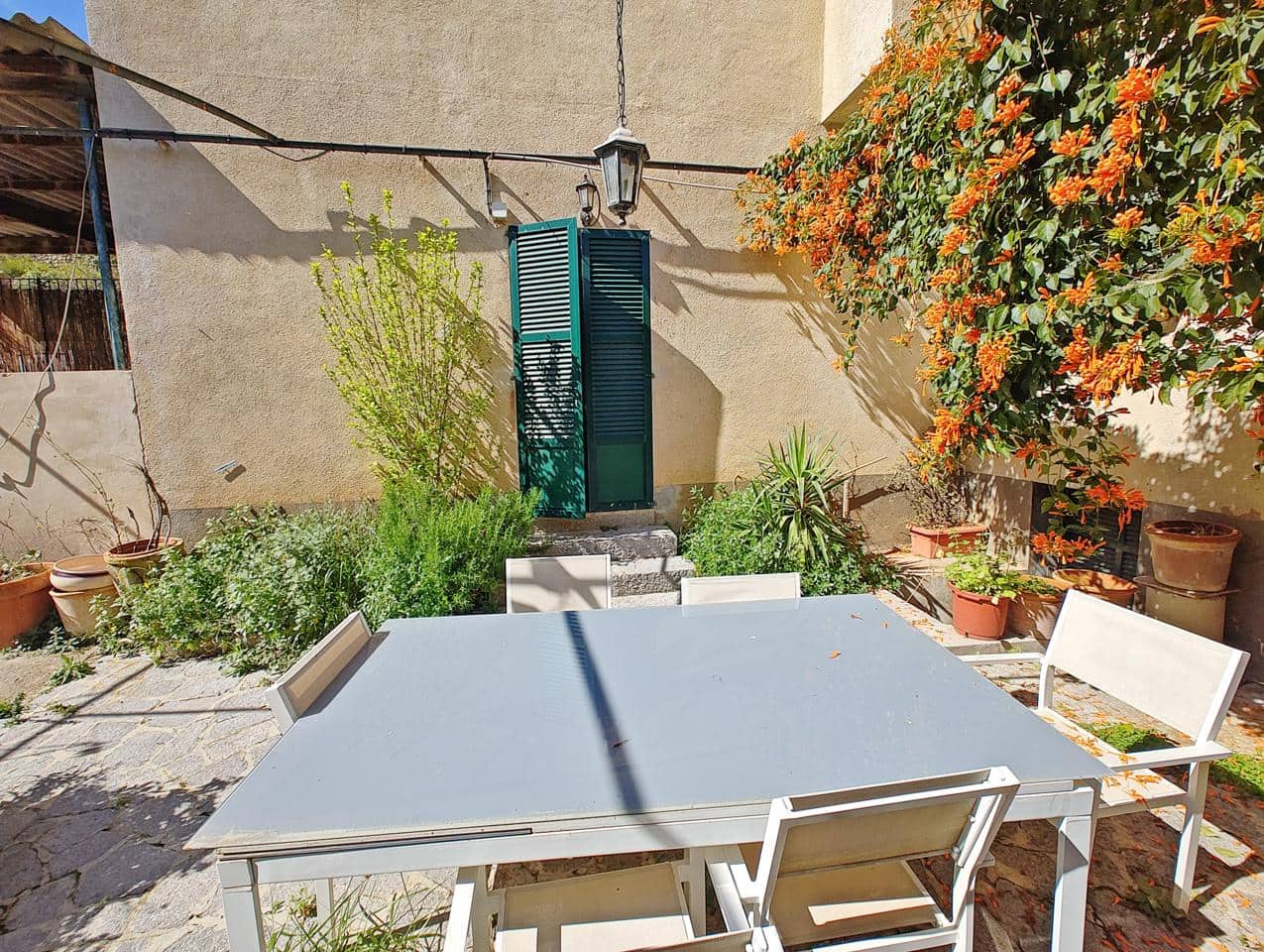 5 makuuhuone Huvila myytävänä paikassa Soller mukana 
autotalli - 650 000 € (Ref: 9679138)