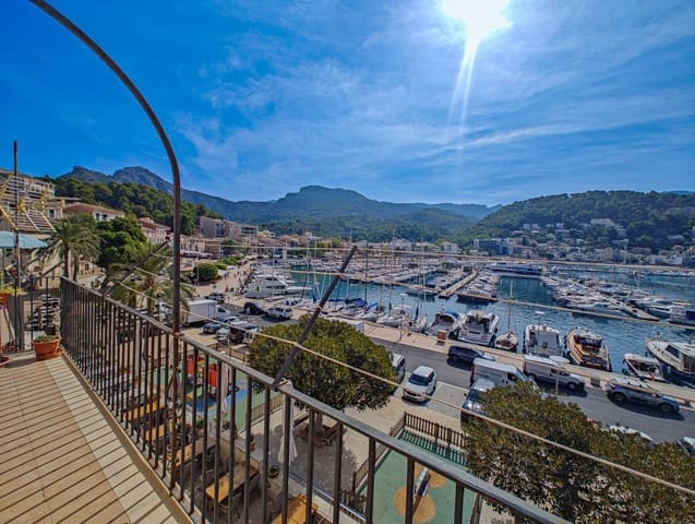 3 bedroom Flat for sale in Puerto de Soller / Port de Soller, Sóller - € 700,000 (Ref: 9696350)