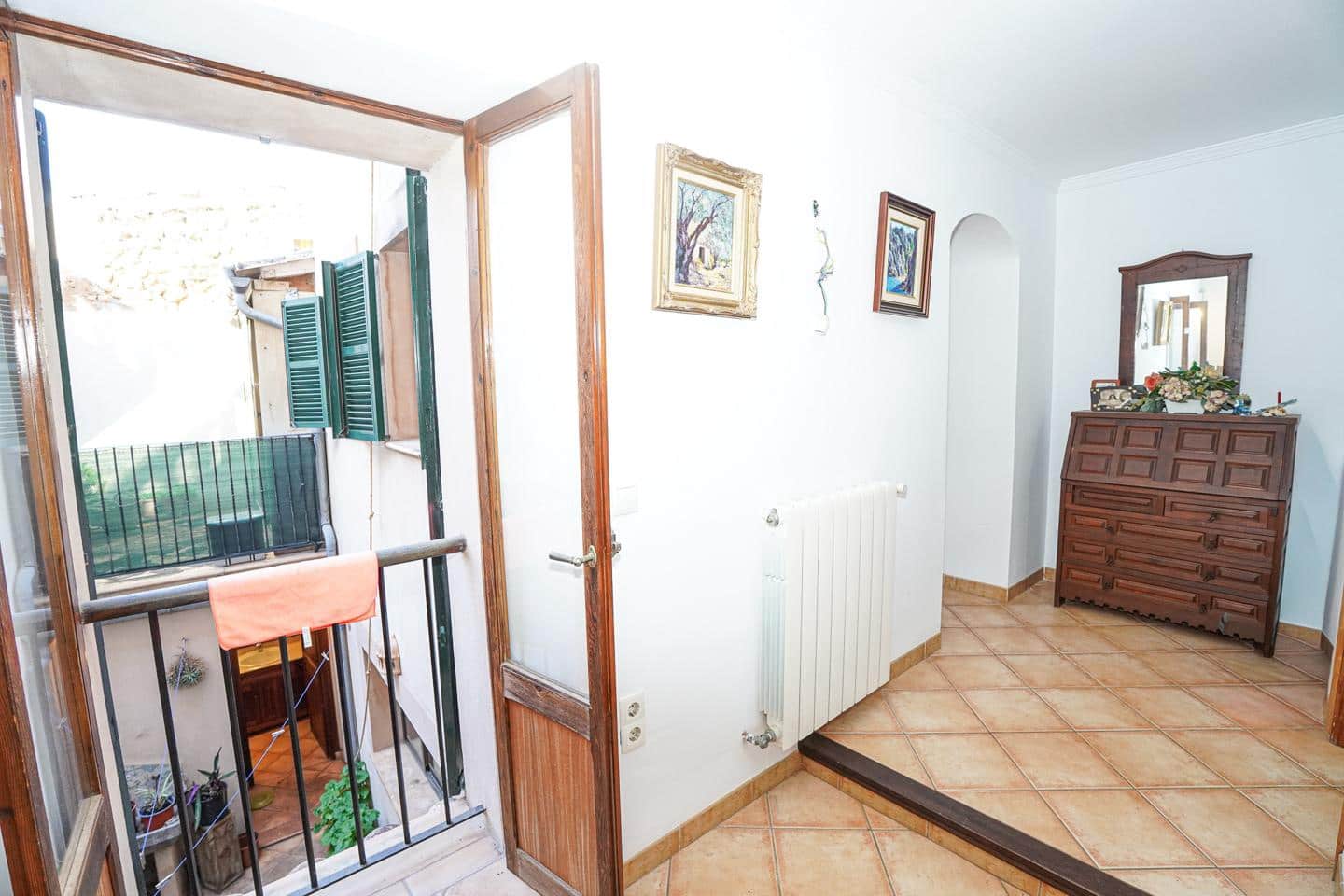 5 bedroom Villa for sale in Soller - € 650,000 (Ref: 9696889)