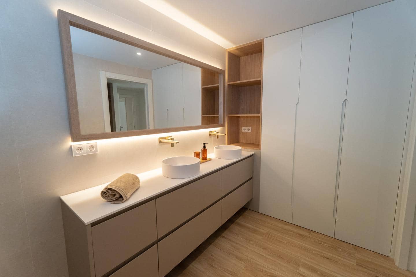 3 slaapkamer Flat te koop in Puerto de Soller / Port de Soller met garage - € 1.590.000 (Ref: 9882437)
