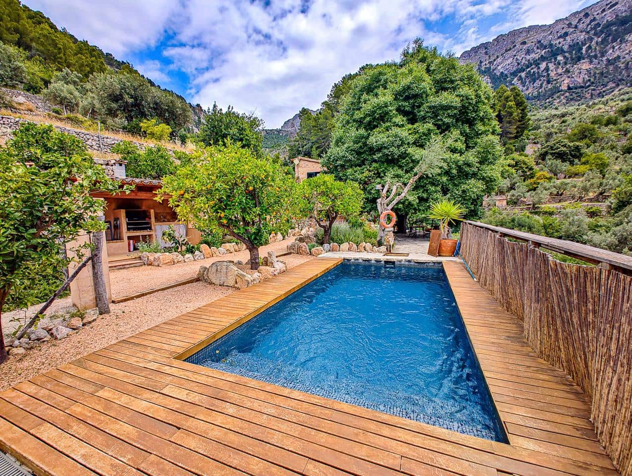 2 camera da letto Finca/Casa di Campagna da affittare in Fornalutx con piscina garage - 3.500 € (Rif: 9908269)