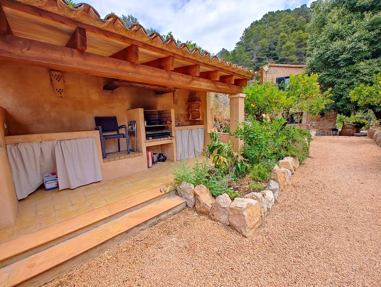 2 camera da letto Finca/Casa di Campagna da affittare in Fornalutx con piscina garage - 3.500 € (Rif: 9908269)
