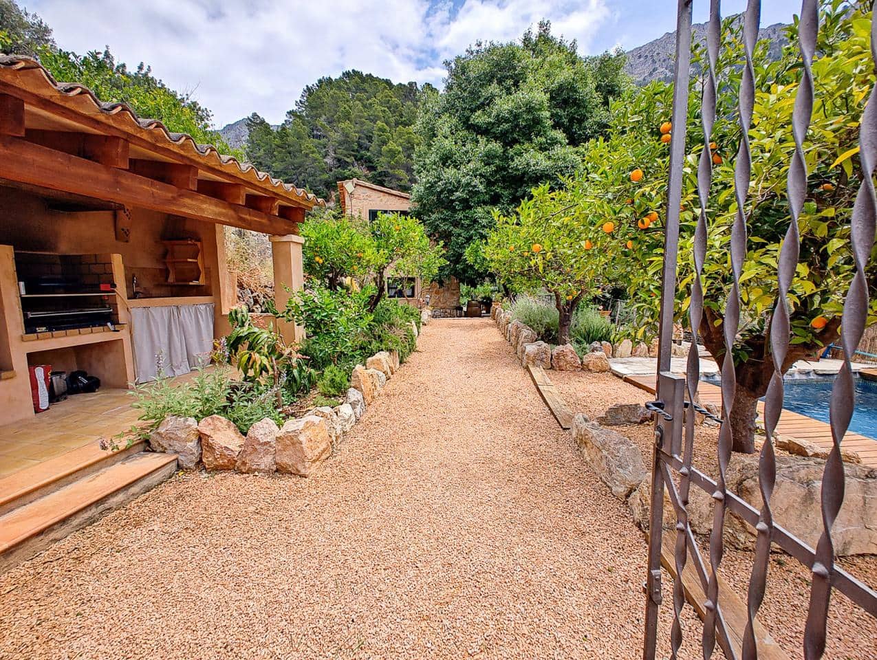 2 camera da letto Finca/Casa di Campagna da affittare in Fornalutx con piscina garage - 3.500 € (Rif: 9908269)